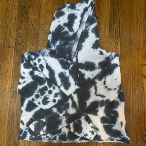 Cropped tie dye hoodie, kids xl
